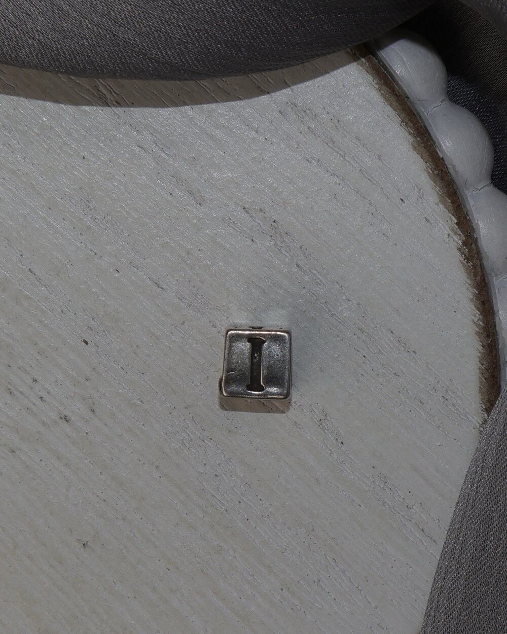 Vintage Sterling Silver Block Letter “I” Charm 1.1G / 0.2in